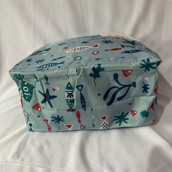 Make up travelling pouch( single piece ) - Picture 2 of 16